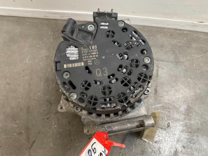 Dynamo Mercedes C-Klasse