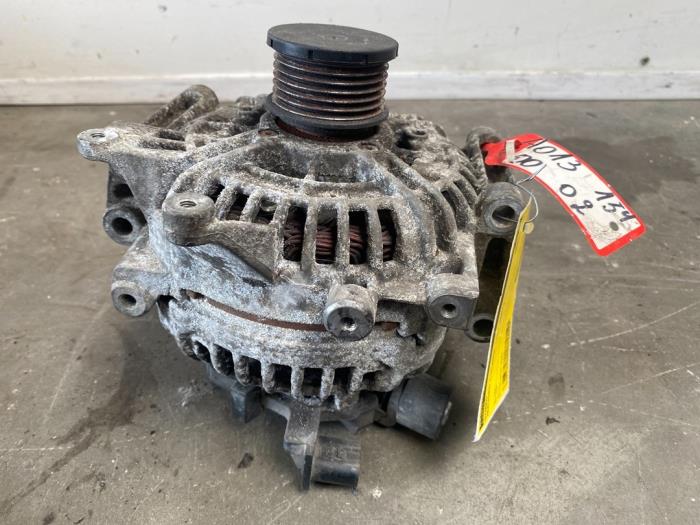 Dynamo Mercedes C-Klasse