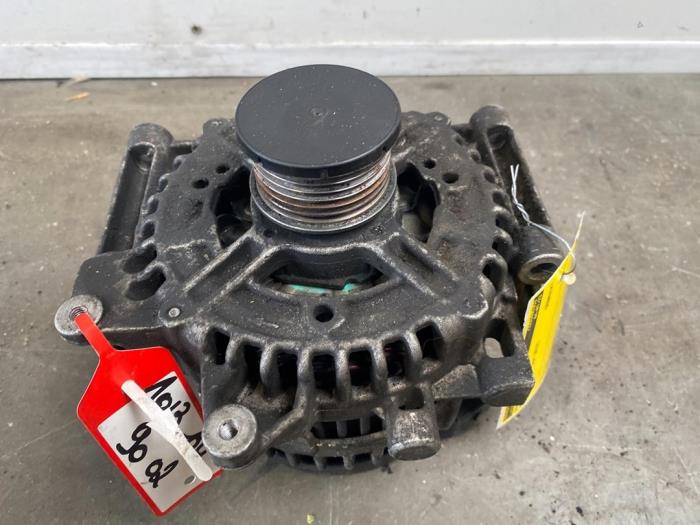 Dynamo Mercedes C-Klasse