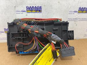 Gebruikte Relais Houder Mercedes B (W246) 1.8 B-200 CDI BlueEFFICIENCY 16V Prijs € 48,40 Inclusief btw aangeboden door Autoparts Van De Velde