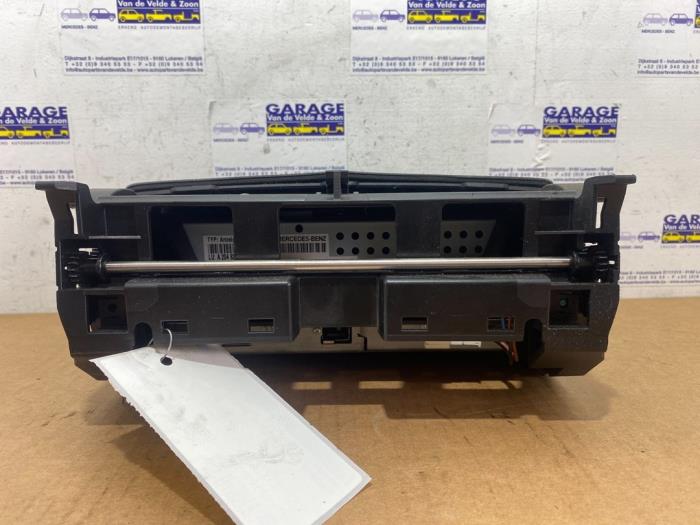 Navigation Display Mercedes C-Klasse