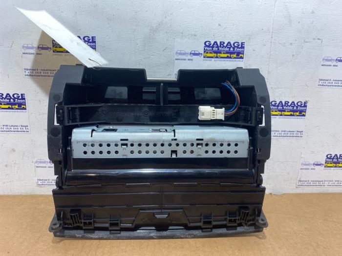 Navigation Display Mercedes C-Klasse