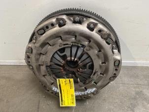 Gebruikte Vliegwiel Mercedes C (W203) 2.2 C-220 CDI 16V Prijs € 121,00 Inclusief btw aangeboden door Autoparts Van De Velde