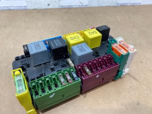 Gebruikte Relais Houder Mercedes B (W246) 1.8 B-200 CDI BlueEFFICIENCY 16V Prijs € 48,40 Inclusief btw aangeboden door Autoparts Van De Velde