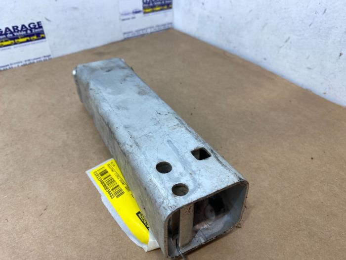 Wspornik zderzaka lewy przód Mercedes C-Klasse