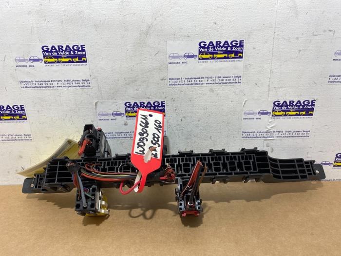 Przekaznik uchwytu Mercedes Sprinter