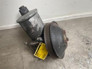 Gebruikte Servopomp Mercedes E (W124) 2.0 200 Prijs € 151,25 Inclusief btw aangeboden door Autoparts Van De Velde