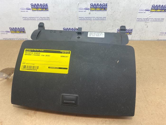 Affichage navigation Mercedes C-Klasse