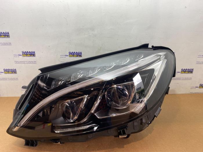Headlight, left Mercedes C-Klasse