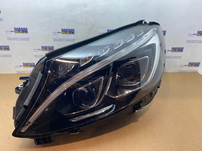 Headlight, left Mercedes C-Klasse
