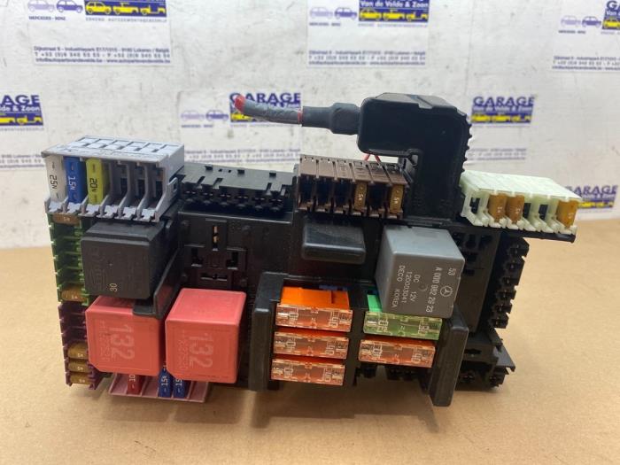 Fuse box Mercedes C-Klasse