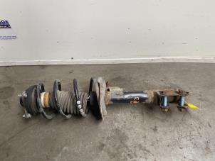 Gebruikte Schokdemper links-voor Mercedes A (W169) 2.0 A-180 CDI 16V Prijs € 48,40 Inclusief btw aangeboden door Autoparts Van De Velde