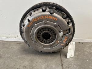 Gebruikte Vliegwiel Mercedes A (W176) 2.2 A-200 CDI, A-200d 16V Prijs € 272,25 Inclusief btw aangeboden door Autoparts Van De Velde