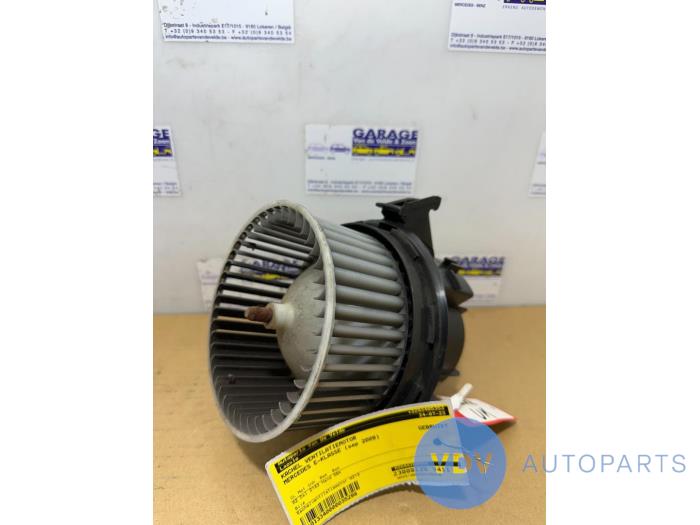 Heating and ventilation fan motor Mercedes E-Klasse