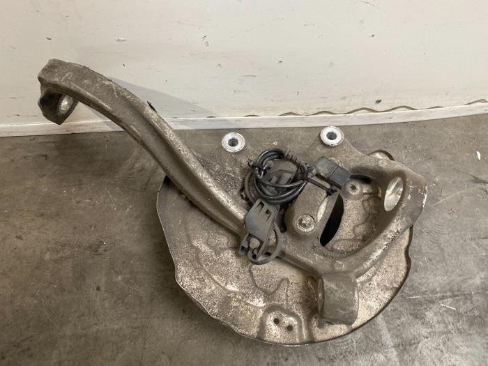 Knuckle, front right Mercedes C-Klasse