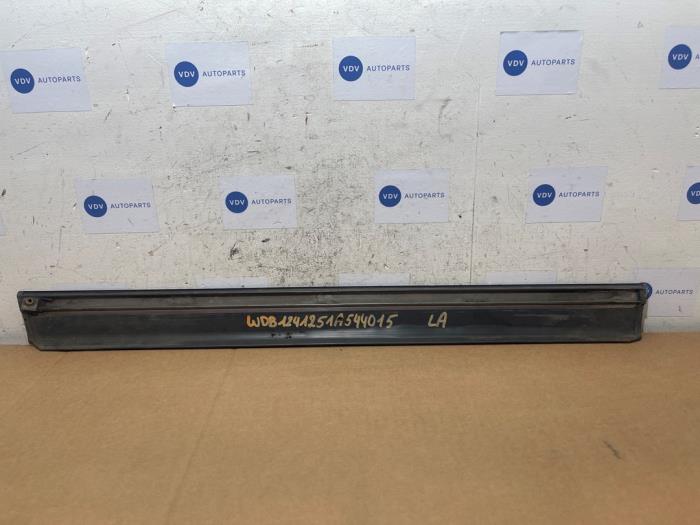 Bande décorative Mercedes E-Klasse