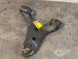 Gebruikte Draagarm links-voor Mercedes A (W169) 2.0 A-180 CDI 16V 5-Drs. Prijs € 36,30 Inclusief btw aangeboden door Autoparts Van De Velde