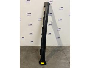 Gebruikte Dorpel links Mercedes GLC (X253) 2.0 260 16V 4-Matic Prijs € 108,90 Inclusief btw aangeboden door Autoparts Van De Velde