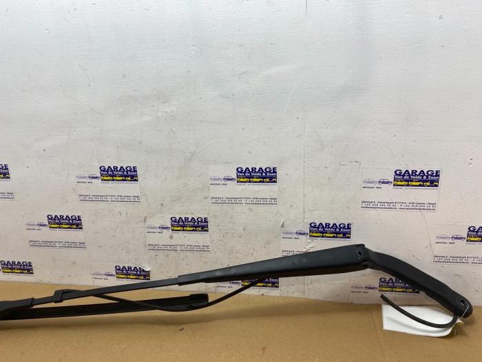 Scheibenwischerarm vorne Mercedes Sprinter