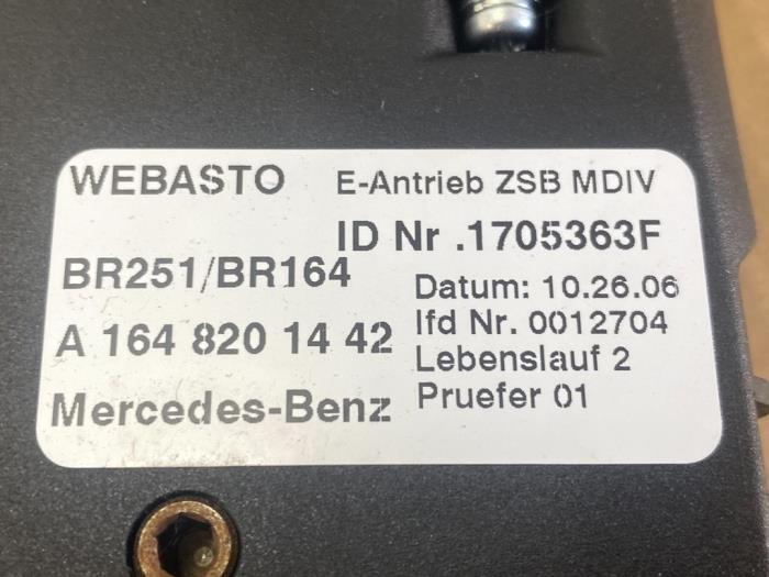 Moteur toit ouvrant Mercedes ML-Klasse