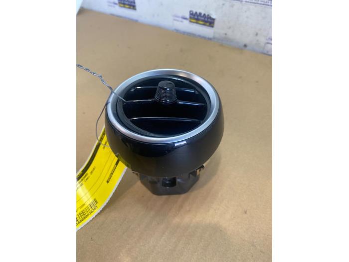 Grille aération tableau de bord Mercedes C-Klasse