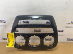 Gebruikte Middenconsoles Mercedes C (W205) C-220 2.2 CDI BlueTEC, C-220 d 16V Prijs € 24,20 Inclusief btw aangeboden door Autoparts Van De Velde