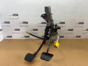 Gebruikte Rempedaal Mercedes SLC (C107) 450 SLC Prijs € 181,50 Inclusief btw aangeboden door Autoparts Van De Velde