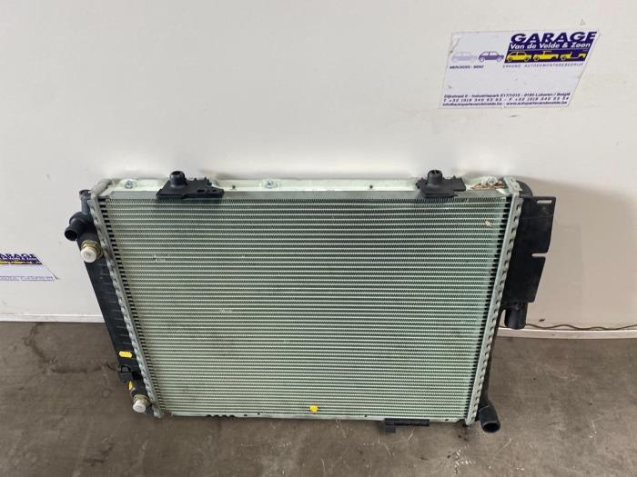Radiateur Mercedes 190E/D
