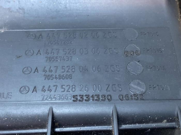 Luchtfilterhuis Mercedes Vito