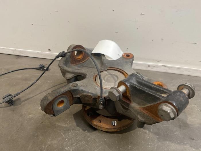 Achsschenkel links vorne Mercedes Sprinter