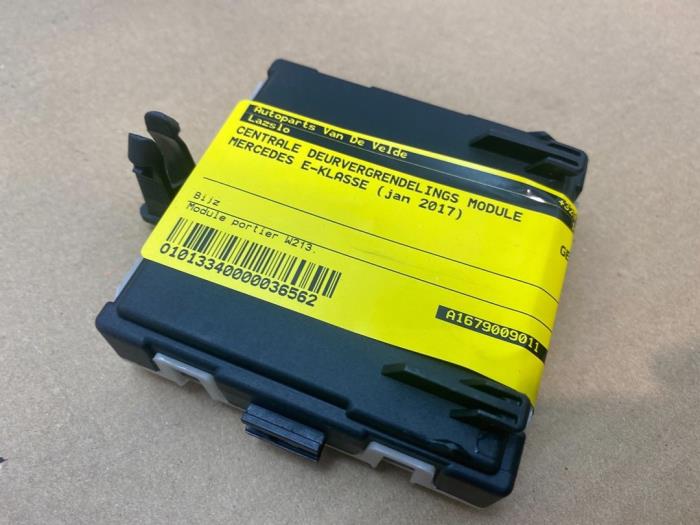 Modul centralnego zamka Mercedes E-Klasse