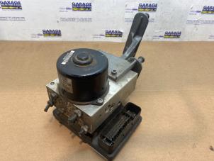 Gebruikte ABS Computer Mercedes SLK (R171) 3.0 300 V6 24V Prijs € 72,60 Inclusief btw aangeboden door Autoparts Van De Velde