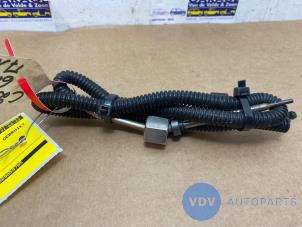 Gebruikte Temperatuurmeter Mercedes C (W205) C-200 1.6 CDI BlueTEC, C-200 d 16V Prijs € 30,25 Inclusief btw aangeboden door Autoparts Van De Velde
