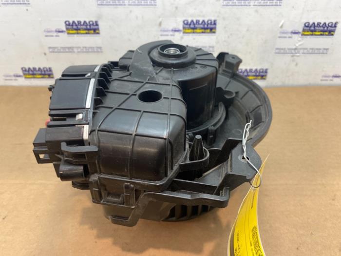 Heating and ventilation fan motor Mercedes Sprinter