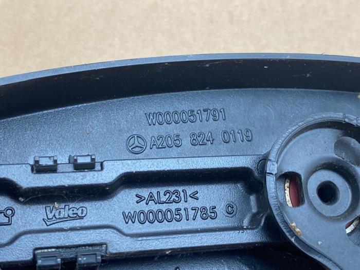 Bras essuie-glace avant Mercedes C-Klasse