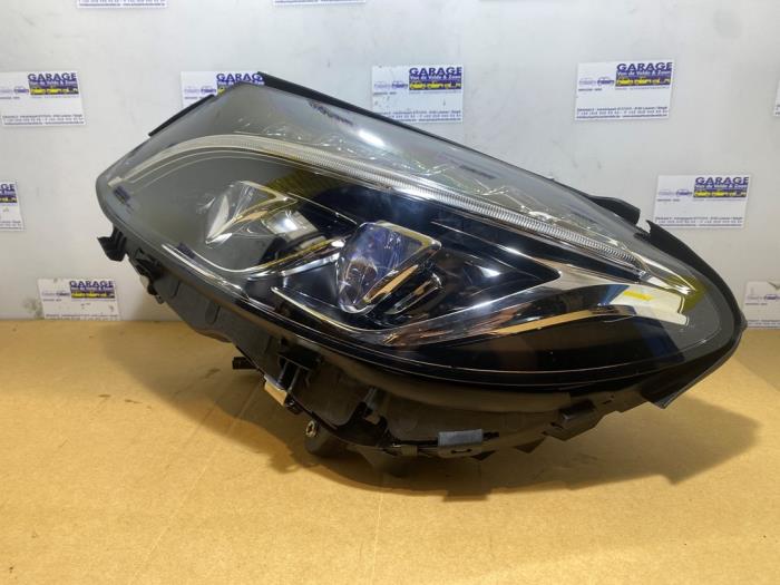 Headlight, left Mercedes C-Klasse