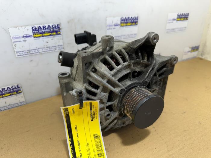 Dynamo Mercedes E-Klasse