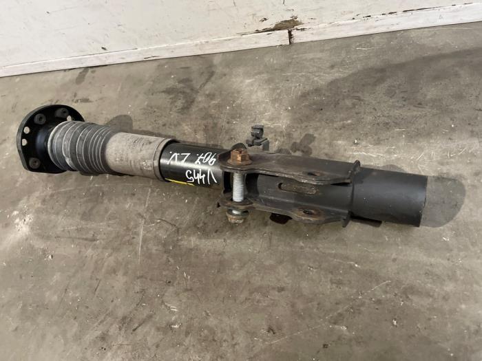 Fronts shock absorber, left Mercedes Sprinter