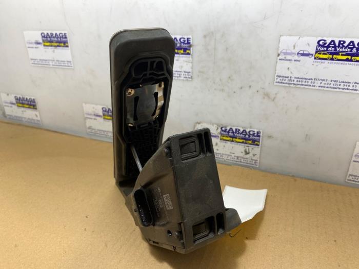 Accelerator pedal Mercedes C-Klasse