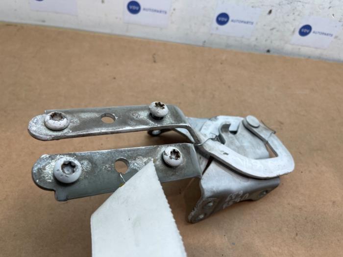 Charnière capot Mercedes Vito