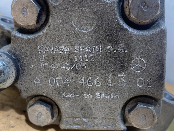 Pompe direction assistée Mercedes C-Klasse