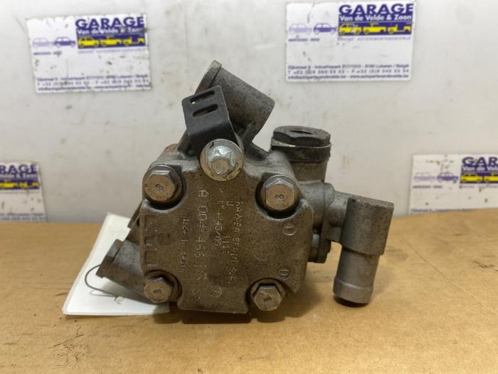 Pompe direction assistée Mercedes C-Klasse