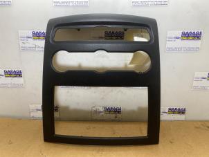 Gebruikte Dashboard sierlijst Mercedes Sprinter 3t (906.61) 213 CDI 16V Prijs € 36,30 Inclusief btw aangeboden door Autoparts Van De Velde