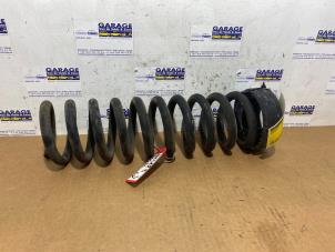 Gebruikte Veerschroef voor Mercedes SL (R129) 5.0 500 SL V8 32V Prijs € 90,75 Inclusief btw aangeboden door Autoparts Van De Velde