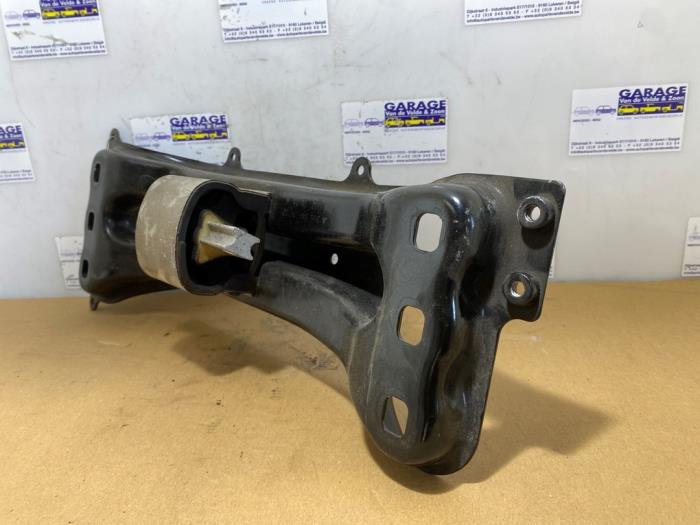 Engine mount Mercedes C-Klasse