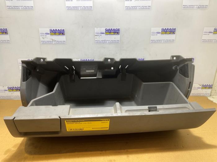 Boîte à gants Mercedes Sprinter