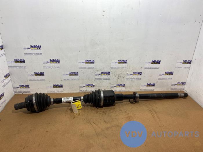 Front drive shaft, left Mercedes C-Klasse