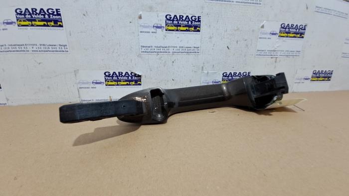 Rear door handle 4-door, left Mercedes C-Klasse