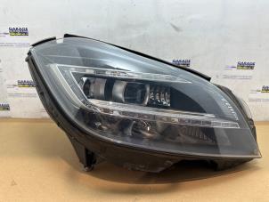 Gebruikte Koplamp rechts Mercedes CLS (C218) 350 d 3.0 V6 24V 4-Matic Prijs € 1.149,50 Inclusief btw aangeboden door Autoparts Van De Velde