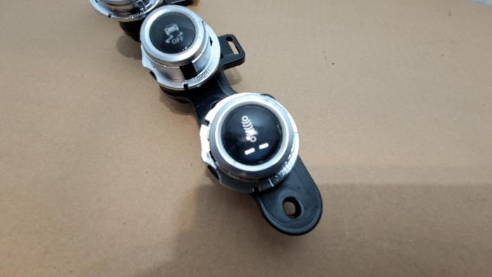 Commutateur Mercedes AMG GT